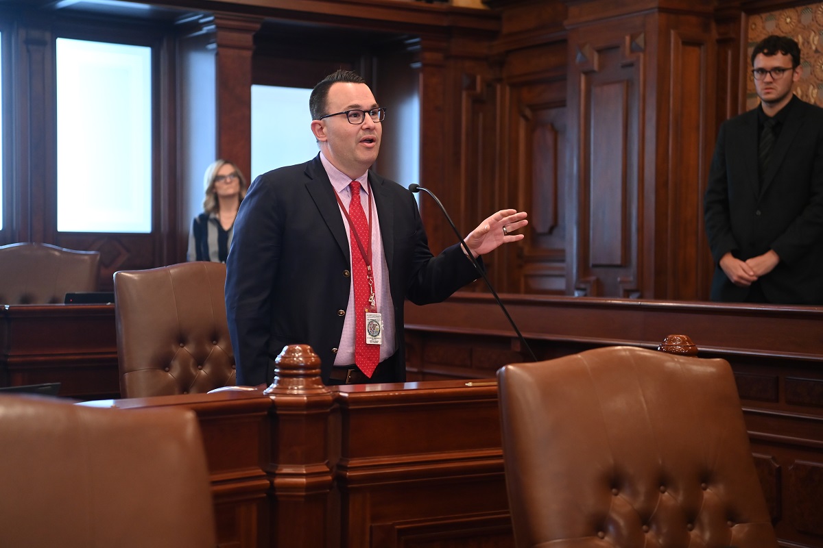 SB1742